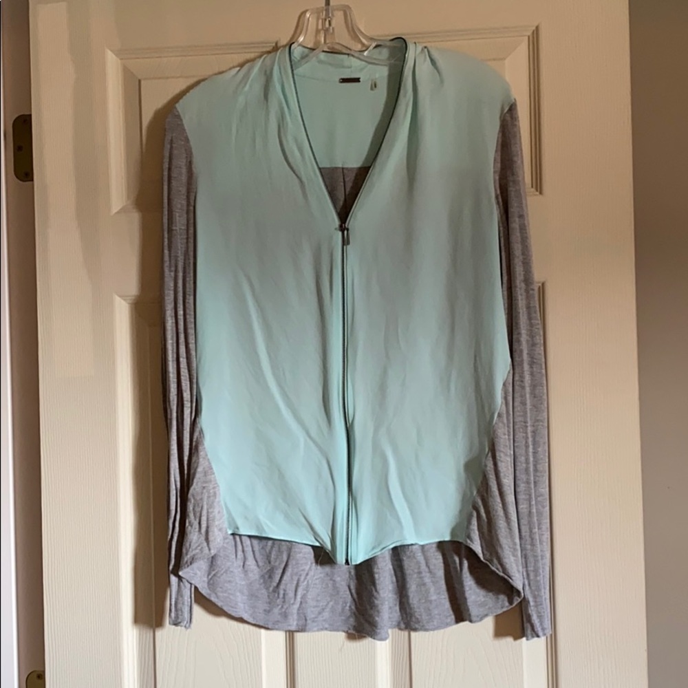 Elie Tahari blouse Medium